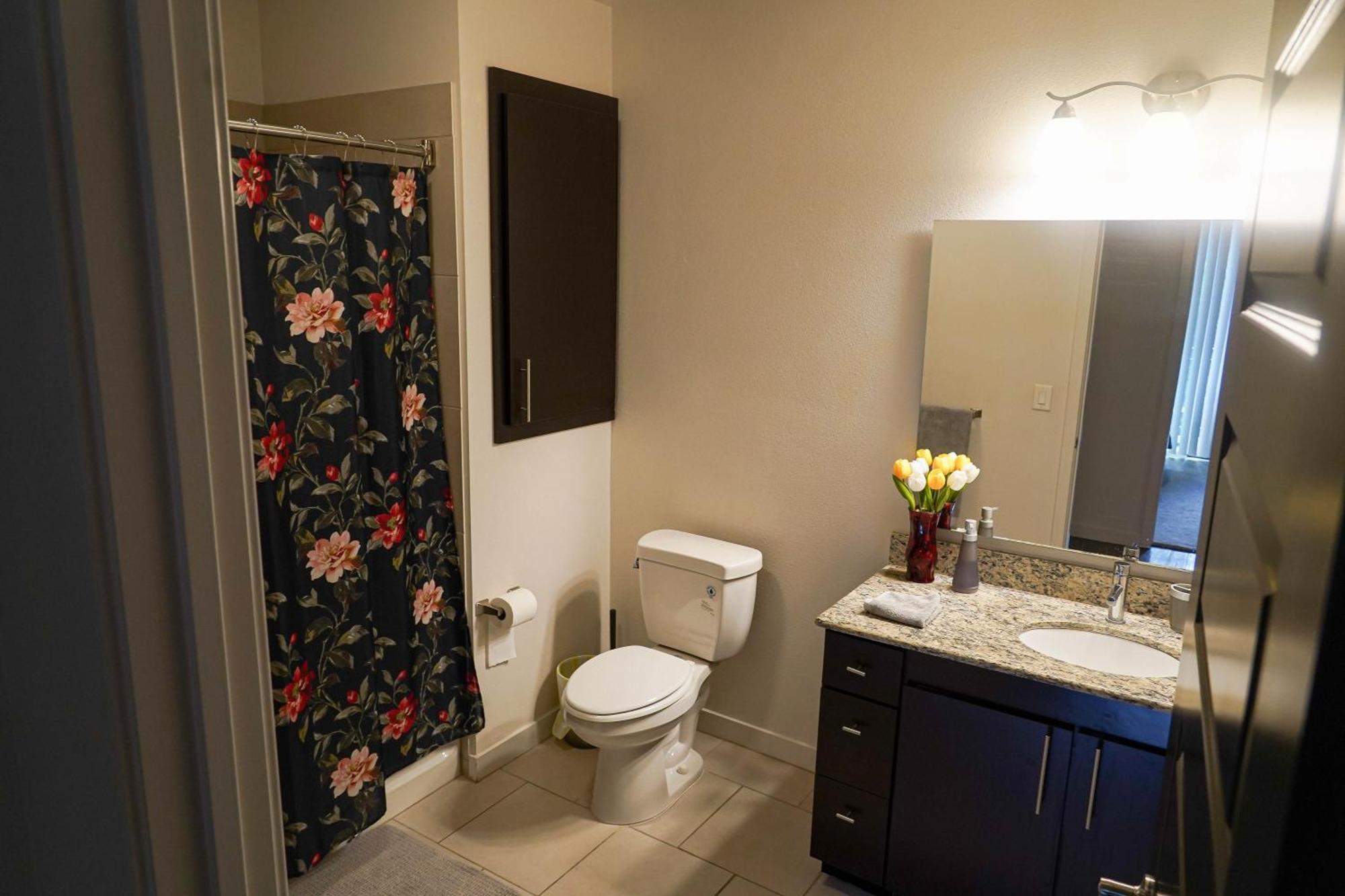 Luxury Designed 2 Bedrooms Part Hotel In Woodland Hills Ca Los Angeles Ngoại thất bức ảnh